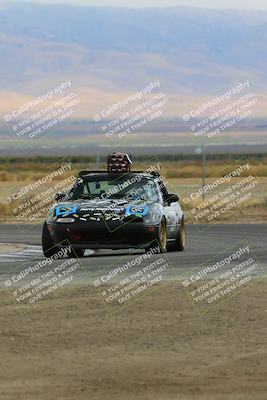 media/Sep-30-2023-24 Hours of Lemons (Sat) [[2c7df1e0b8]]/Track Photos/10am (Star Mazda)/